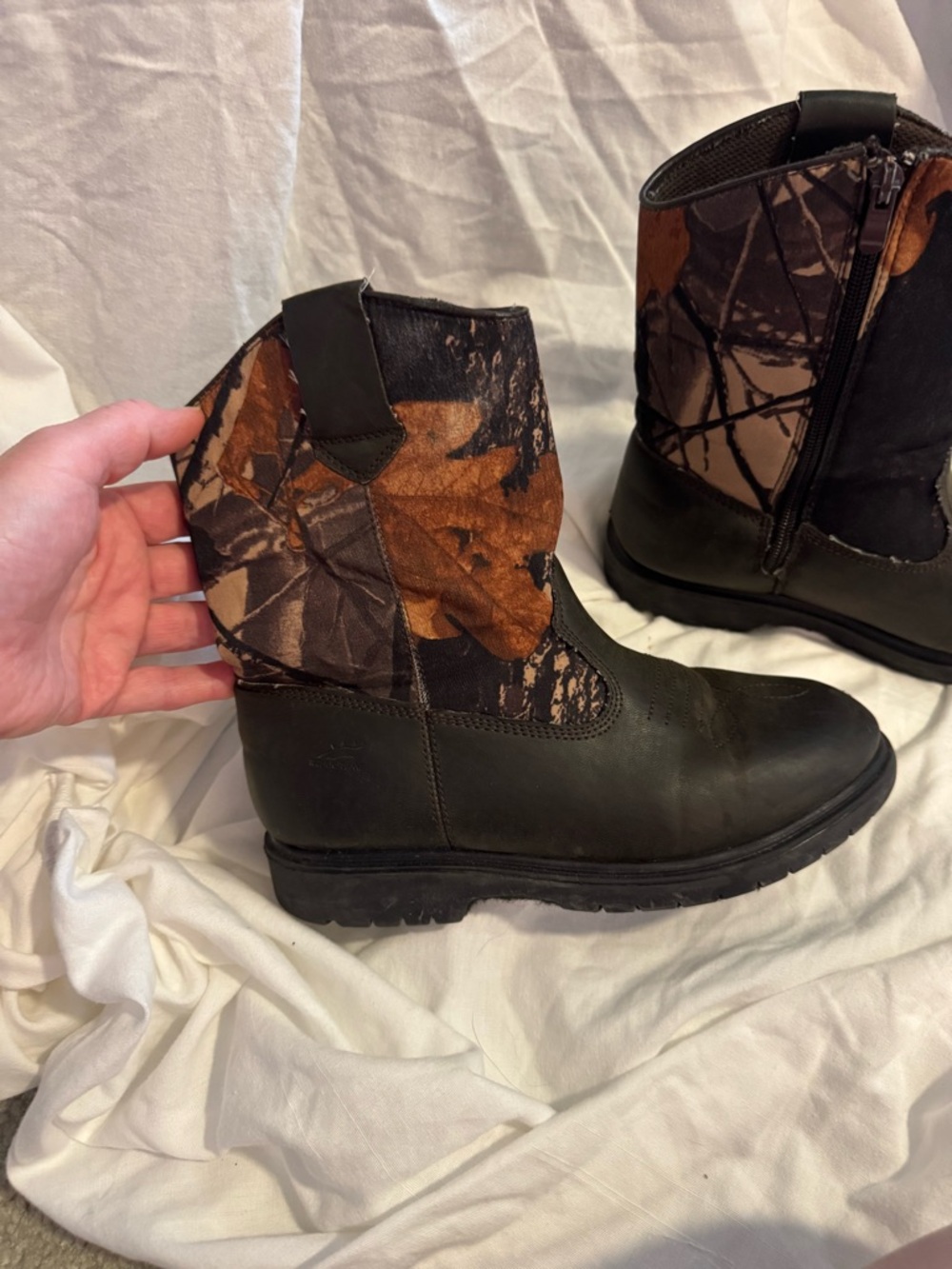 3M Thinsulate Insulated Brown & Black Camo Outdoor Boots